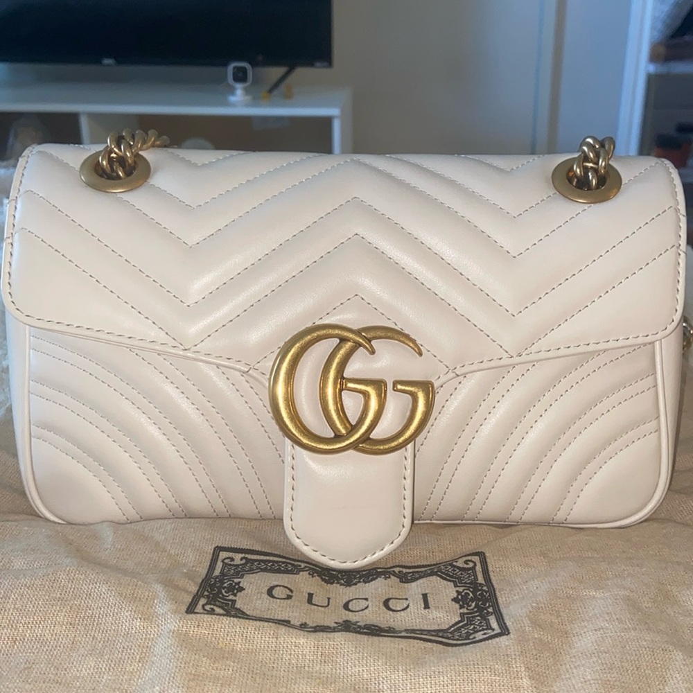 GG MARMONT SMALL SHOULDER BAG